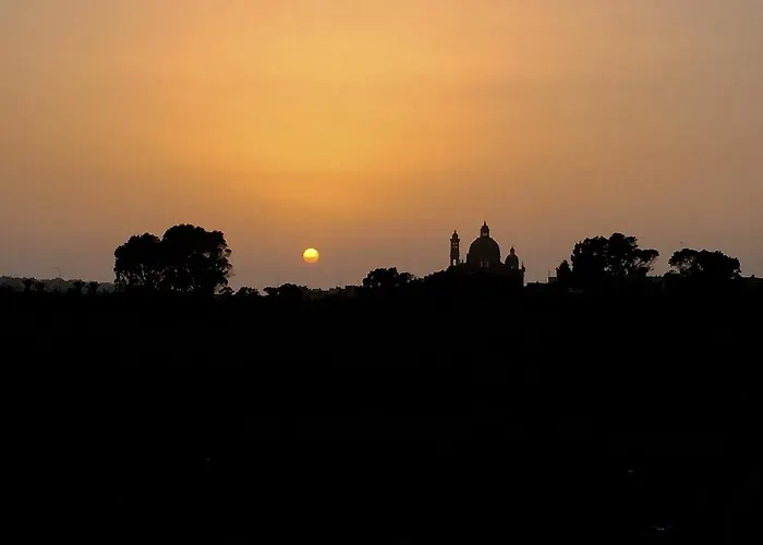 Qronfla Villa Holiday House Guest house